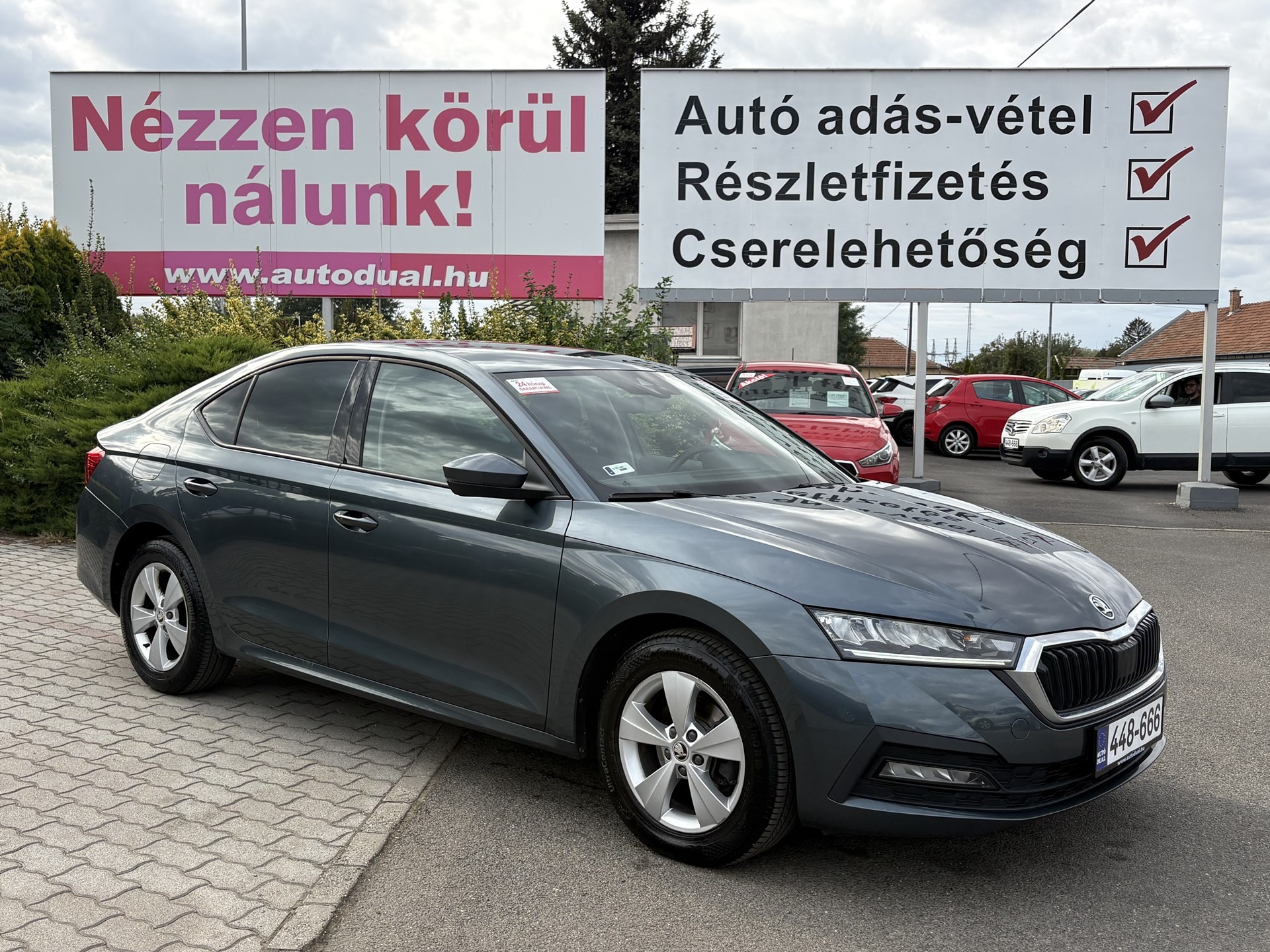 autó főképe