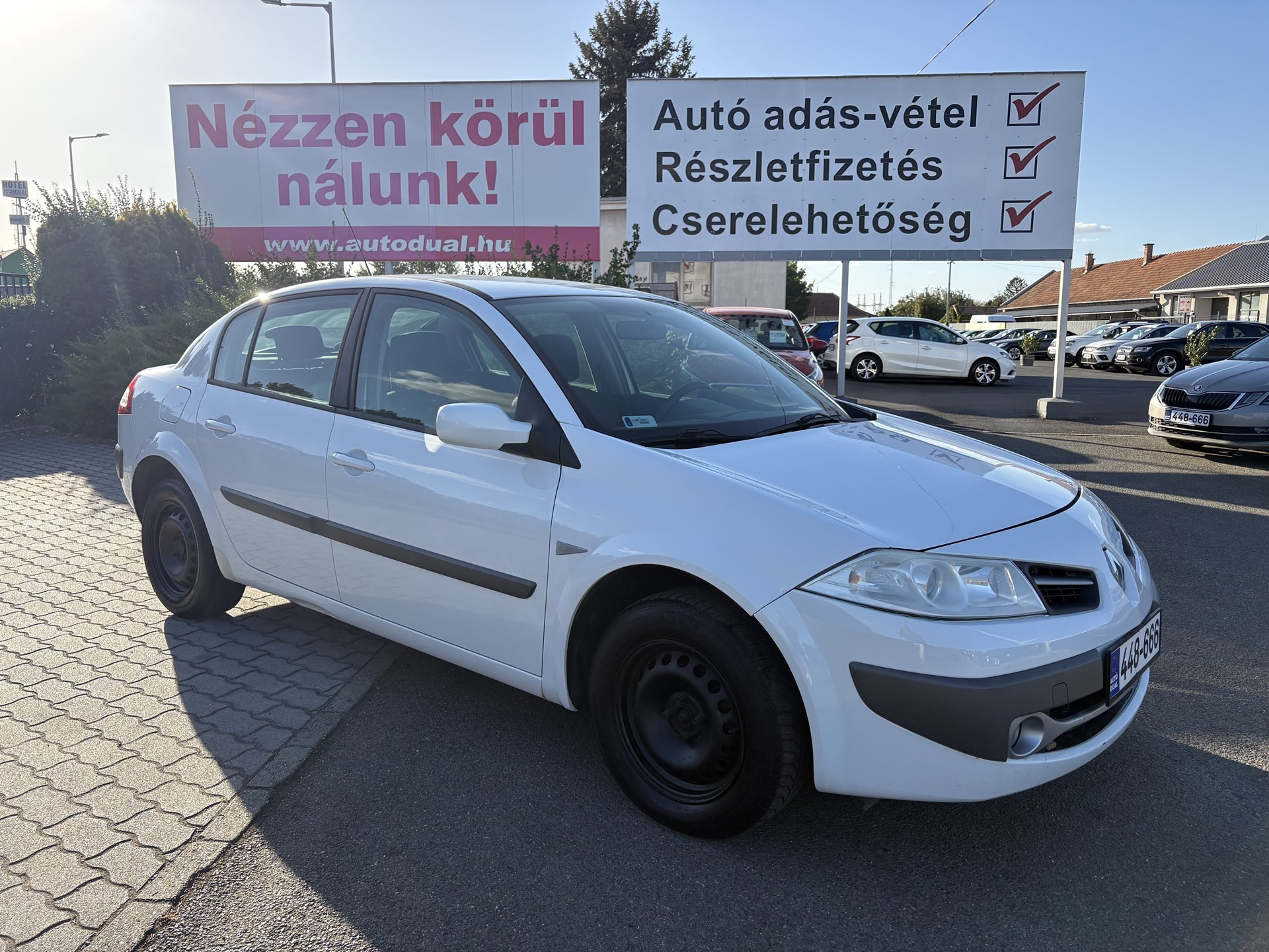 autó főképe