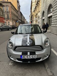 autó főképe