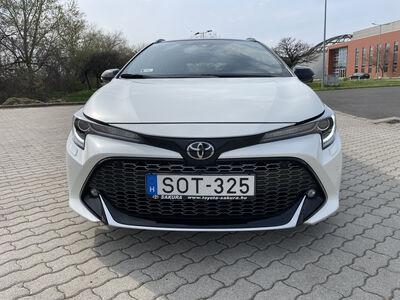 autó főképe