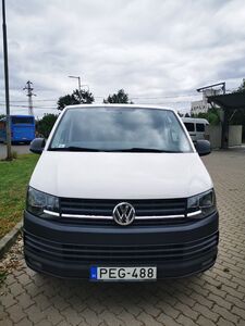 autó főképe