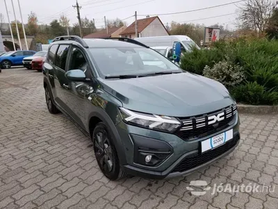 autó főképe