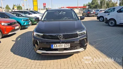 autó főképe