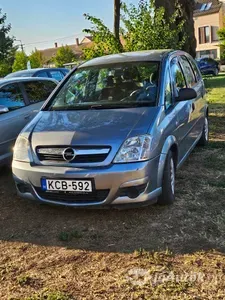 autó főképe