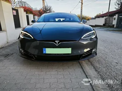 autó főképe