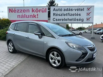 autó főképe