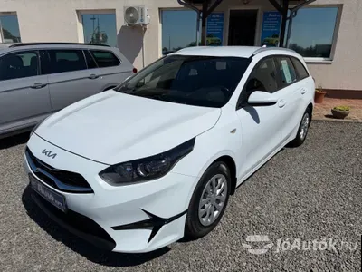 autó főképe
