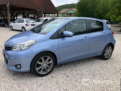 autó főképe