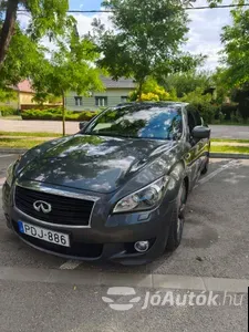 autó főképe