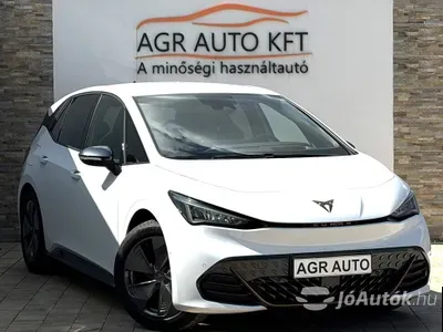autó főképe