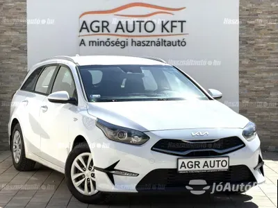 autó főképe