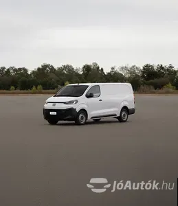 autó főképe