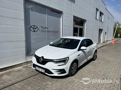 autó főképe