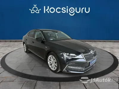 autó főképe
