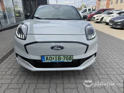 autó főképe