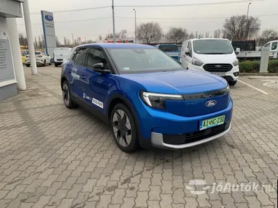 autó főképe