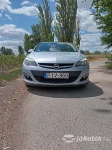 autó főképe