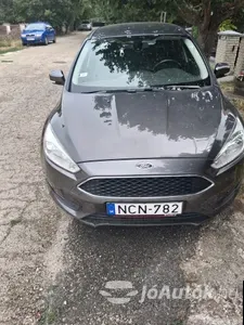 autó főképe