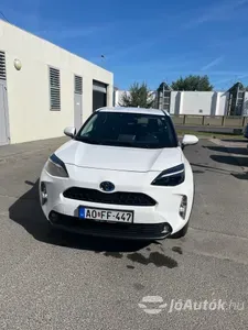 autó főképe