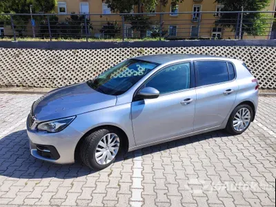 autó főképe