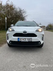 autó főképe