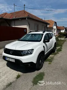 autó főképe