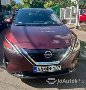 autó főképe