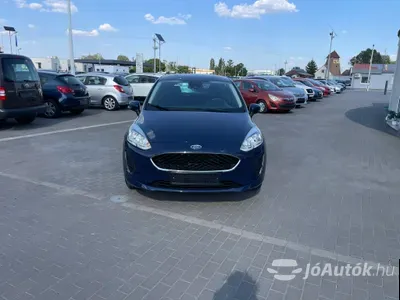 autó főképe