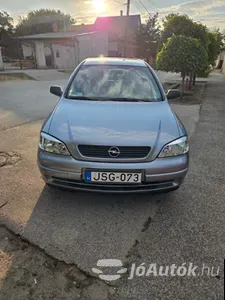 autó főképe