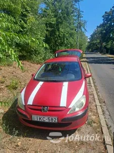 autó főképe