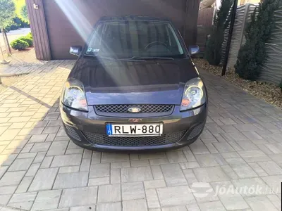 autó főképe