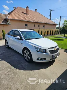 autó főképe