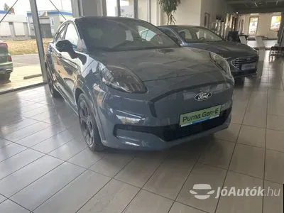 autó főképe