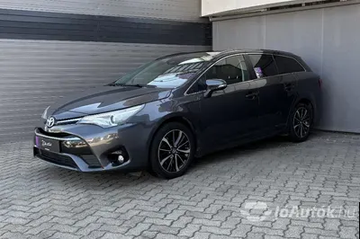 autó főképe