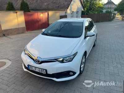 autó főképe
