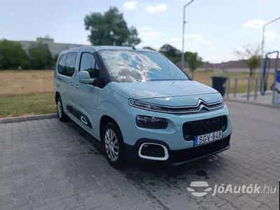 autó főképe