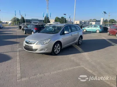autó főképe