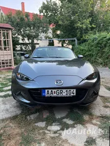 autó főképe