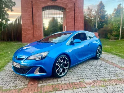 autó főképe