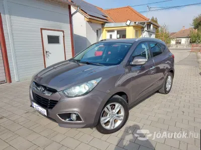 autó főképe