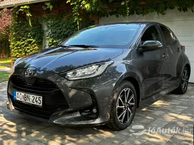 autó főképe