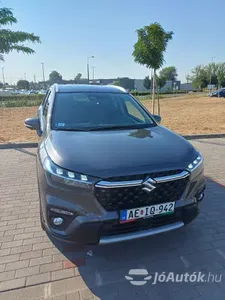 autó főképe