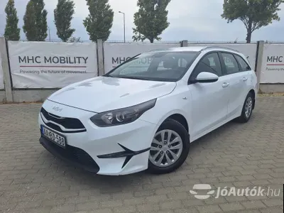 autó főképe