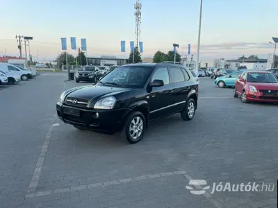 autó főképe
