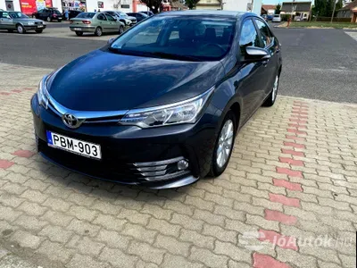 autó főképe