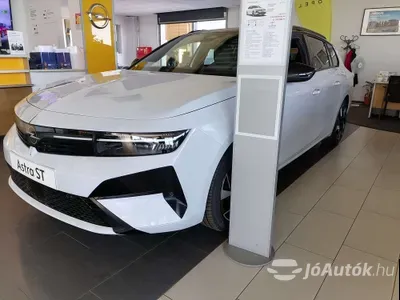 autó főképe