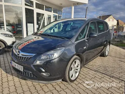 autó főképe