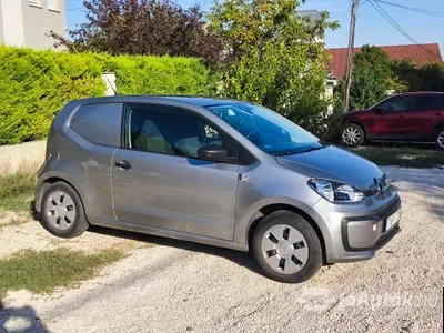 autó főképe