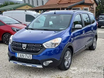 autó főképe