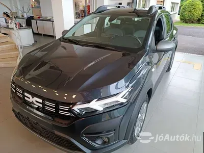 autó főképe